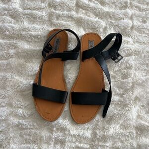 STEVE MADDEN SANDALS